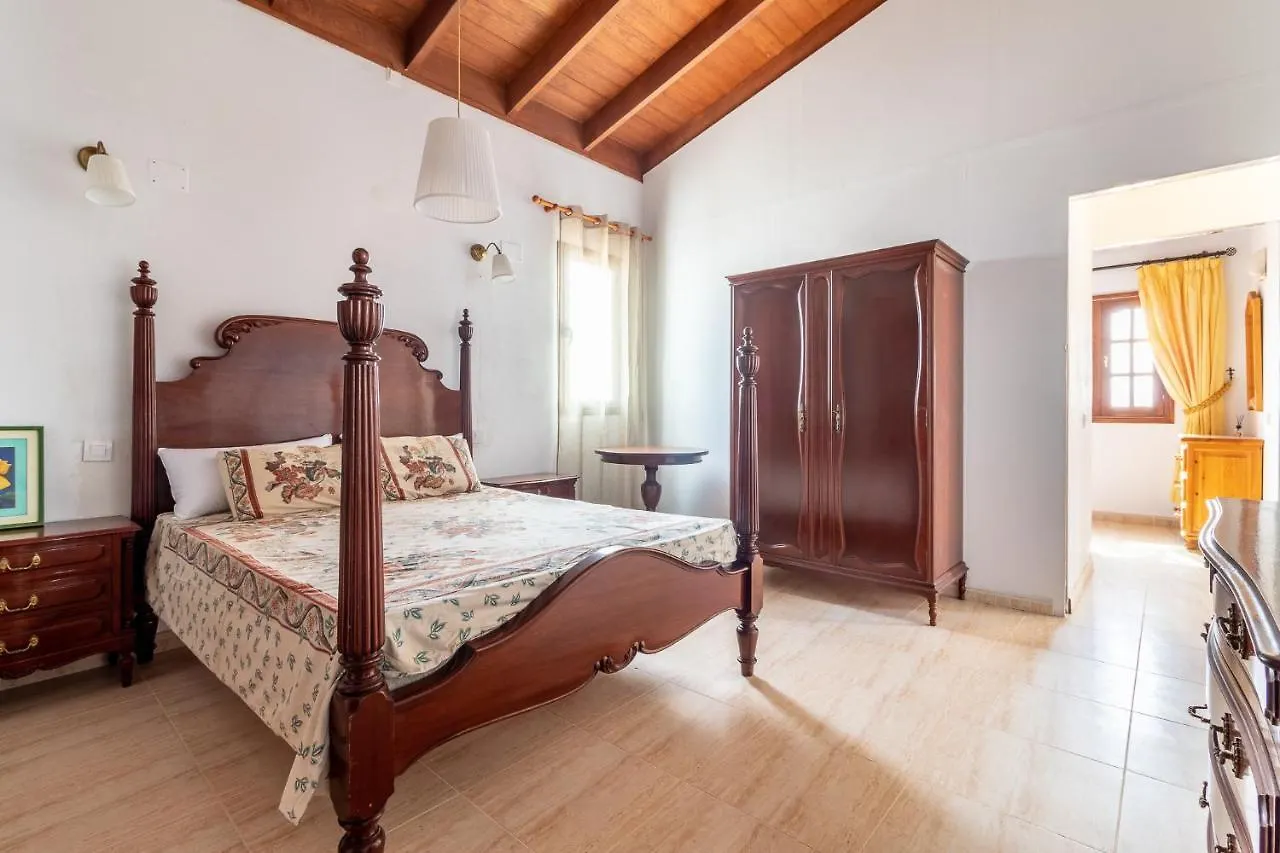 Holiday home Chozo Del Viejo - Peaceful Country Villa In La Antigua Valle de Santa Ines
